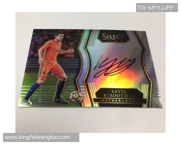 足球球星卡大热必得C罗签名卡震撼登场引发球迷热烈抢购